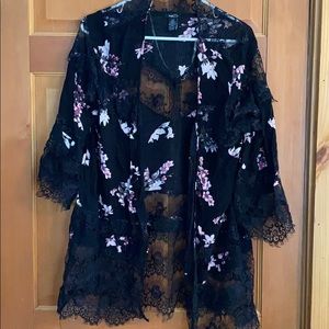 Black lace flower Kimono